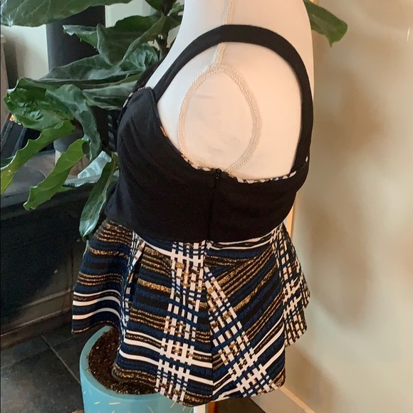 Adorable Delatta peplum top - Picture 3 of 7